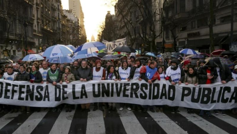 Hoy marchas en todo el país por la defensa de la universidad pública