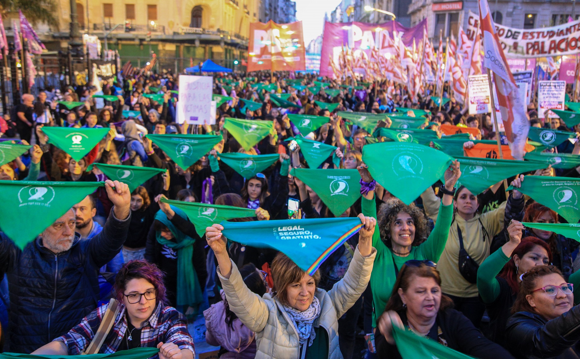Organizaciones feministas preparan la marcha del Día de la Mujer