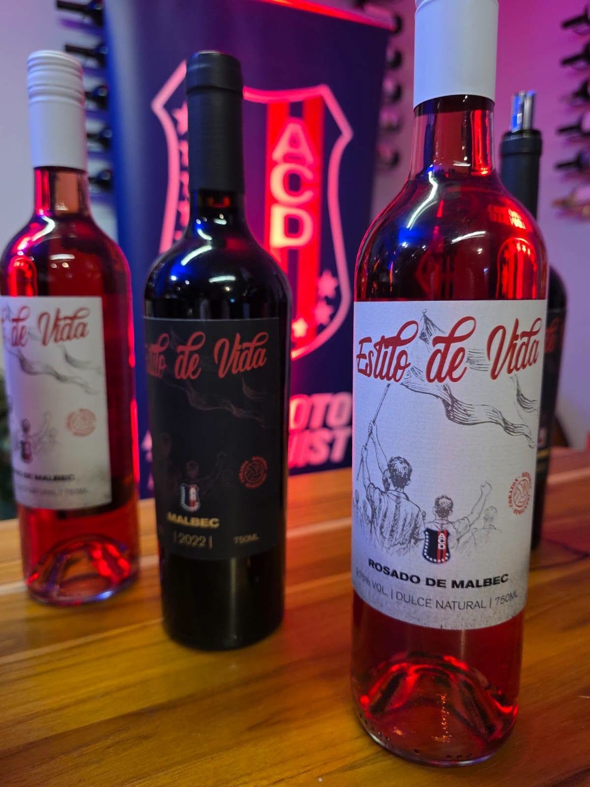Automoto presentó su nueva línea de vinos denominada Estilo de Vida