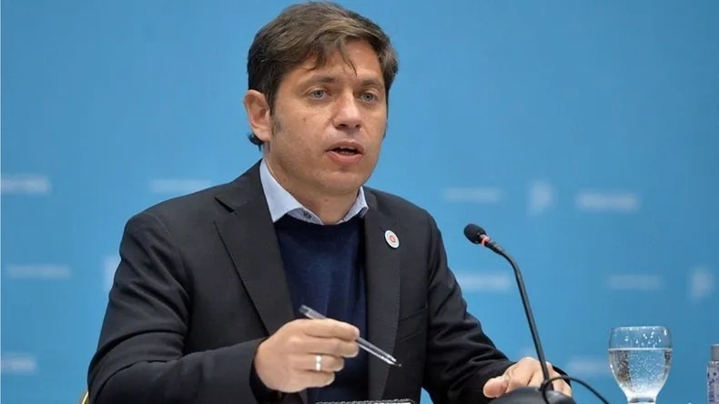 Kicillof aumenta salarios 25% a estatales bonaerenses y en septiembre pagará  un bono de 30 mil pesos